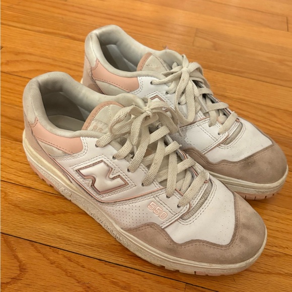 New Balance 550 Cream and Pink Retro Sneakers size 9.5 gently used